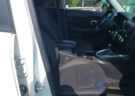 2015 Kia Soul из США, поврежденный, VIN KNDJN2A2XF7793485